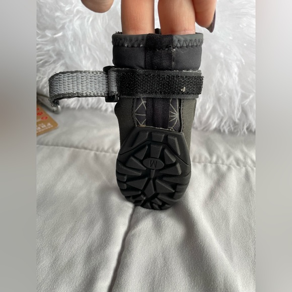 NWT Arcadia Trail Cold Weather Dog Boots Size Medium - Picture 14 of 14